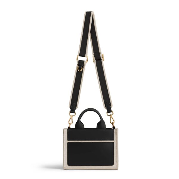 Velia S Tote