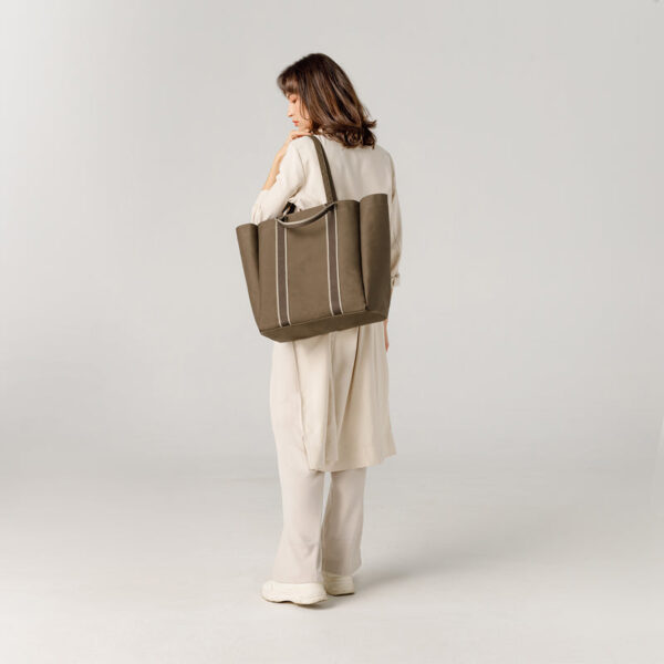 Tura XL Tote